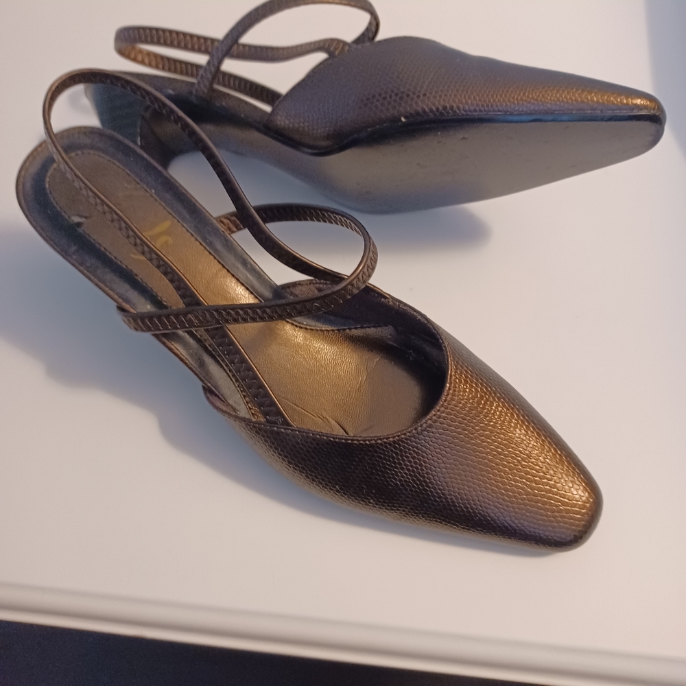 Life Stride pump shoes - Picture 2 of 8